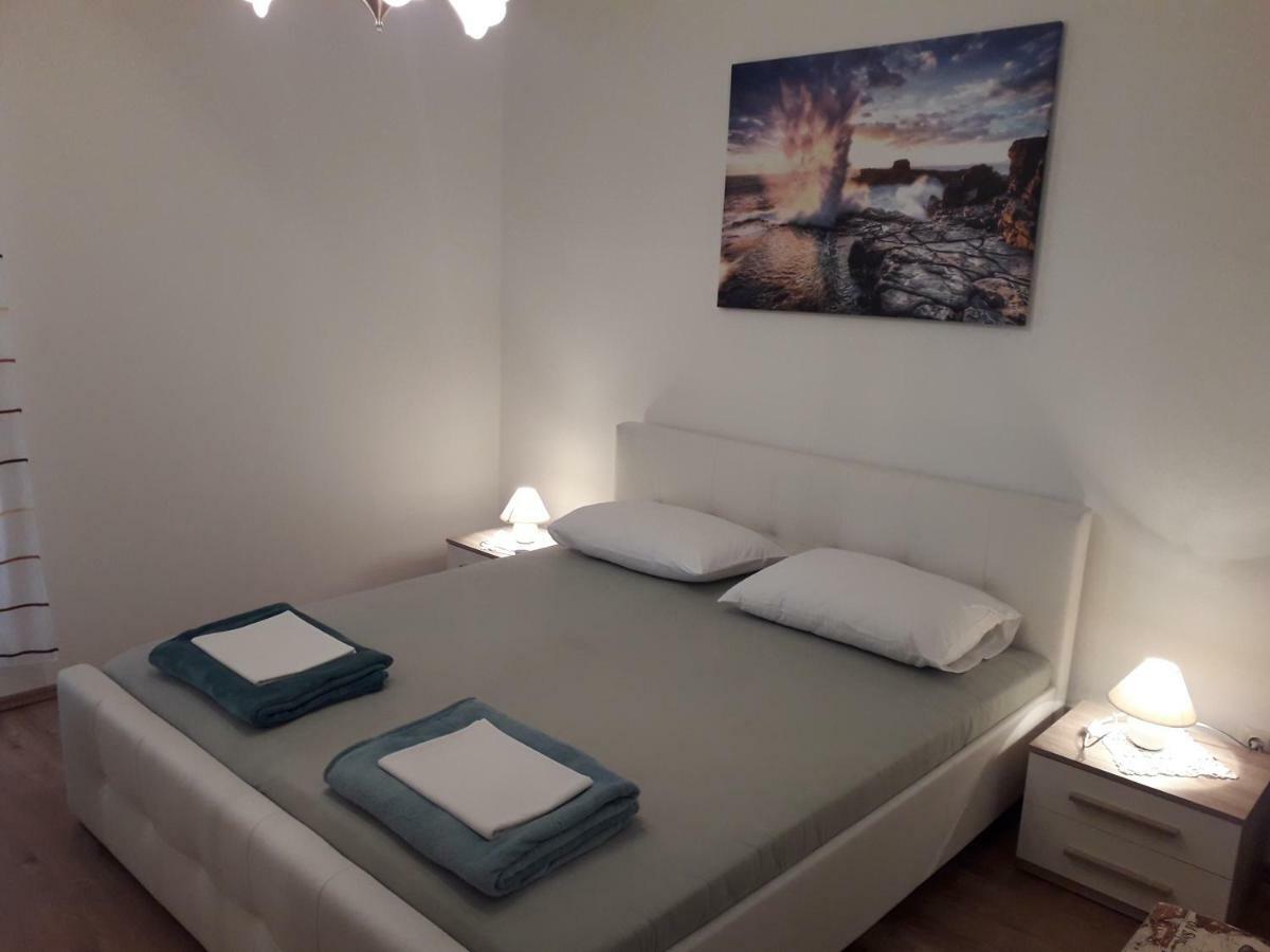 Apartman Helena Senj  Exterior foto